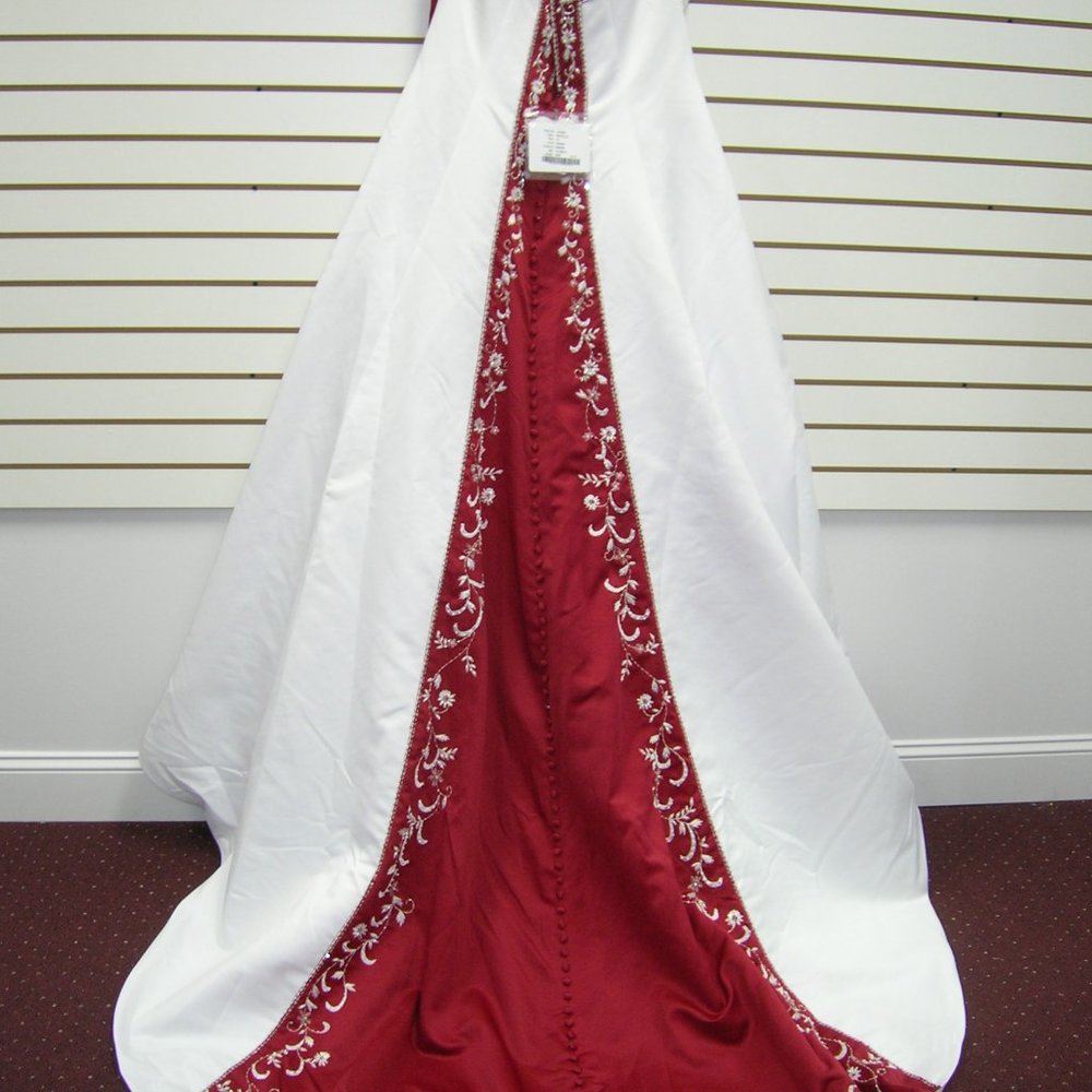 Corset Back Wedding Dress - Picture 3 of 7